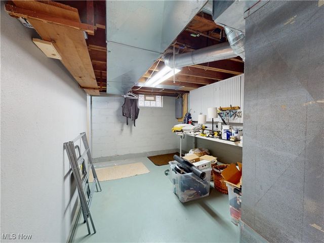 317 E 330th Street, Willowick, OH 44095