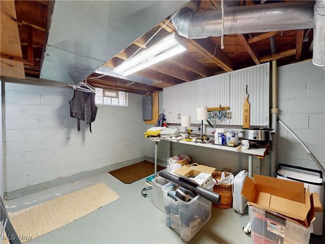 317 E 330th Street, Willowick, OH 44095