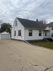 219 CLEVELAND STREET, Brillion, WI 54110