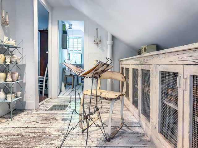 50 Southbury Road, Roxbury, CT 06783