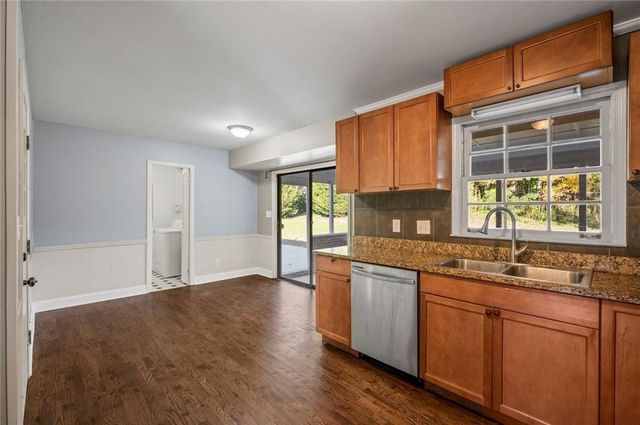 2857 Fontainebleau Drive, Doraville, GA 30360