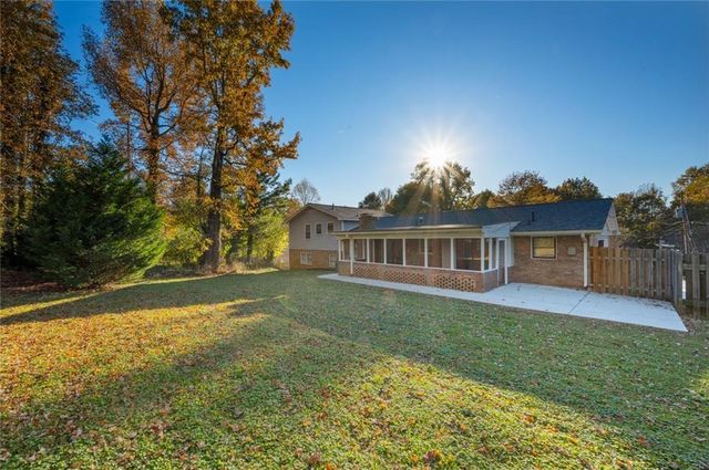 2857 Fontainebleau Drive, Doraville, GA 30360