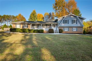 2857 Fontainebleau Drive, Doraville, GA 30360