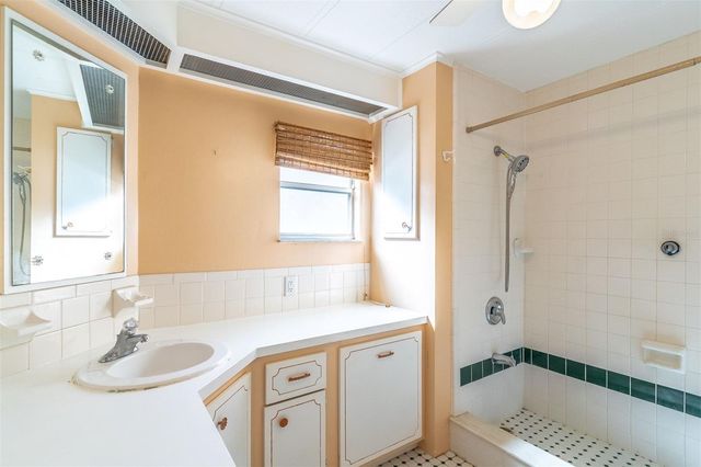 320 N FOREST BOULEVARD, Lake Mary, FL 32746