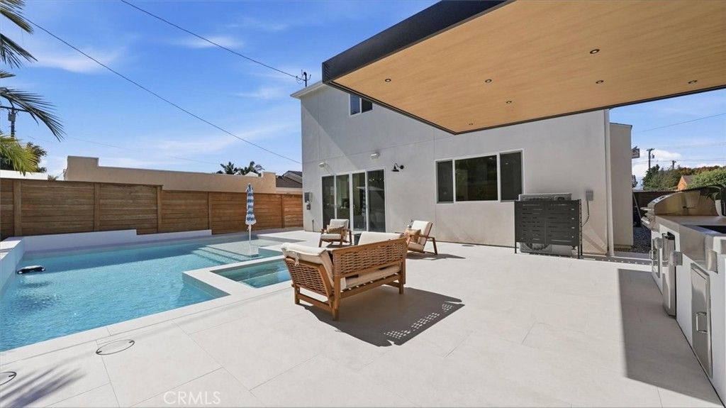 Image 37 of property listing at 2420 Sebald, Redondo Beach, CA 90278