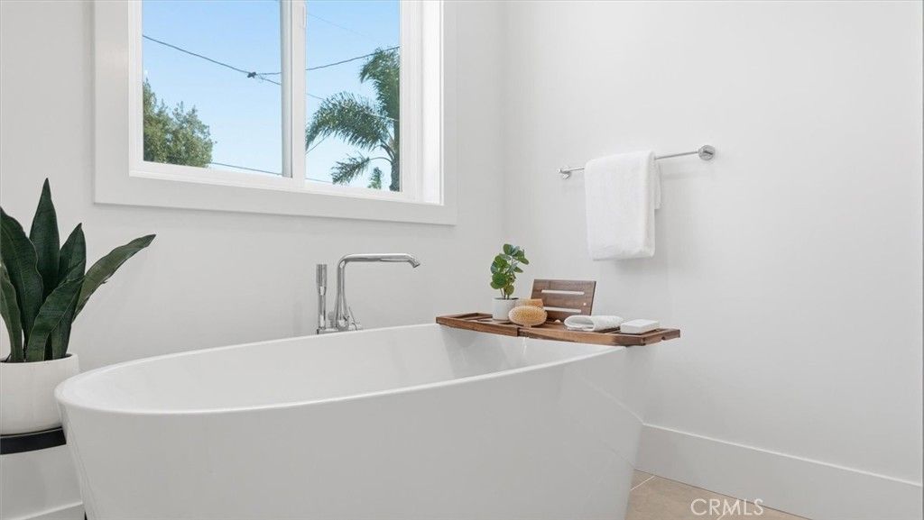 Image 59 of property listing at 2420 Sebald, Redondo Beach, CA 90278