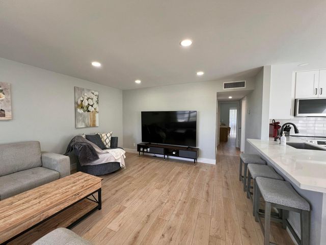 698 Normandy Lane O, Delray Beach, FL 33484