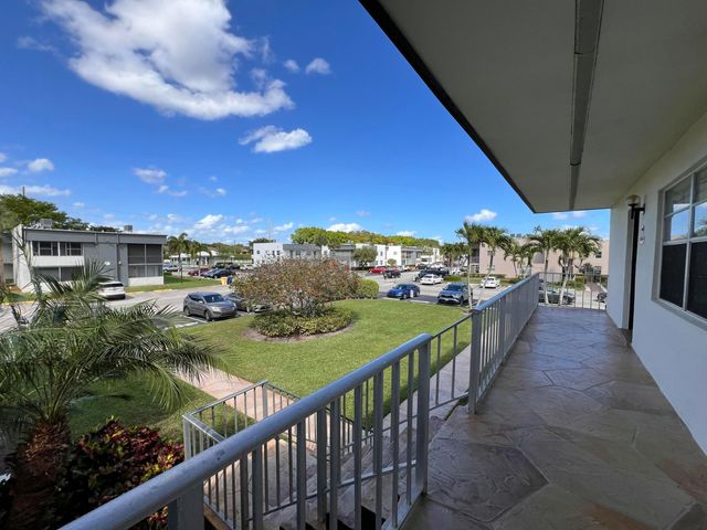 698 Normandy Lane O, Delray Beach, FL 33484