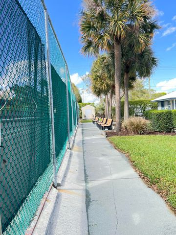 698 Normandy Lane O, Delray Beach, FL 33484