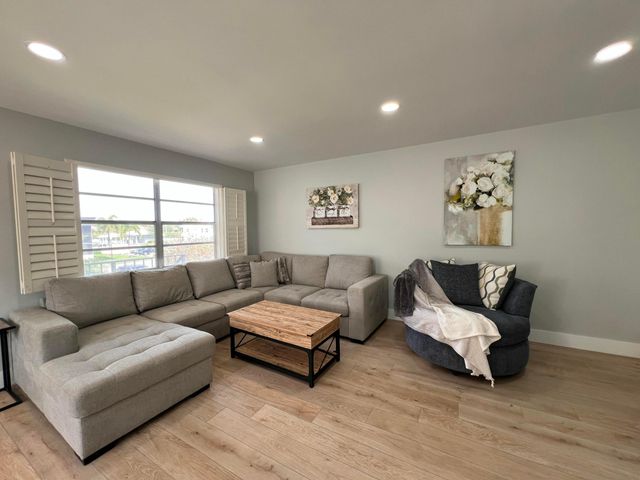 698 Normandy Lane O, Delray Beach, FL 33484