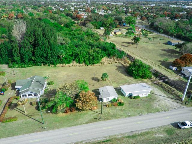 2840 41st Street, Vero Beach, FL 32967