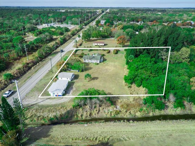 2840 41st Street, Vero Beach, FL 32967