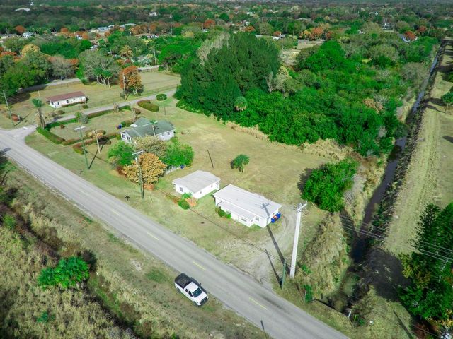 2840 41st Street, Vero Beach, FL 32967