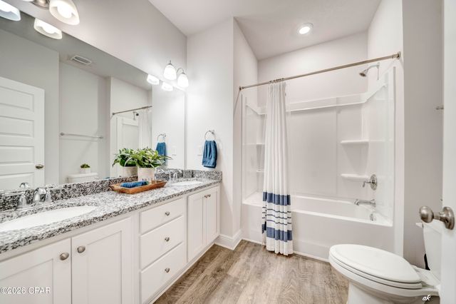 460 Albert Meadow Lane, Panama City, FL 32404