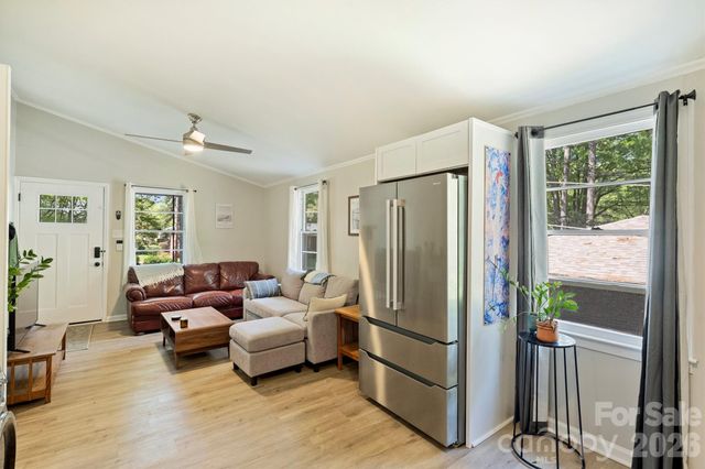 1104 Norris Avenue, Charlotte, NC 28206