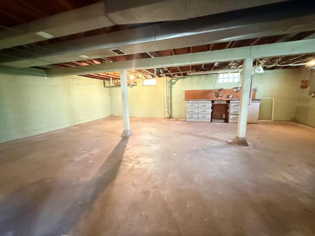 615 2nd Avenue NW, New Brighton, MN 55112