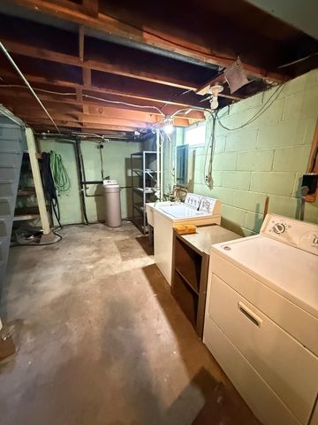 615 2nd Avenue NW, New Brighton, MN 55112
