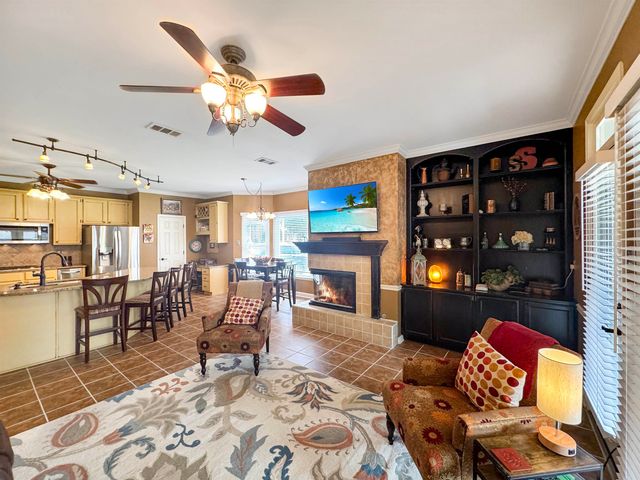 2620 SWEET OAKS CIR, Germantown, TN 38138