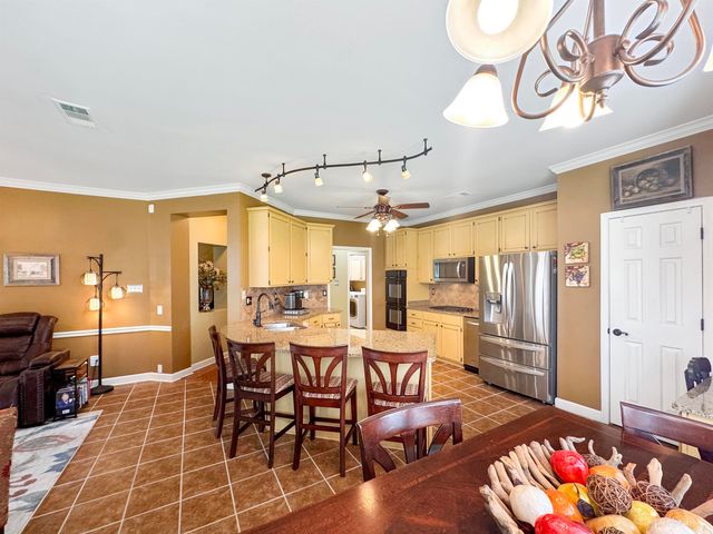 2620 SWEET OAKS CIR, Germantown, TN 38138