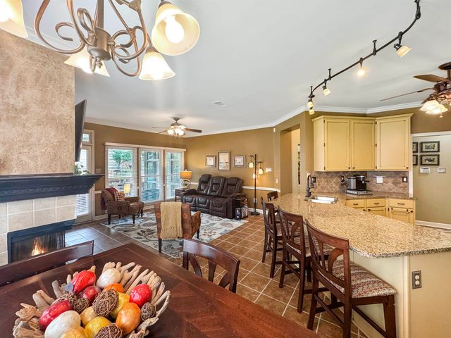 2620 SWEET OAKS CIR, Germantown, TN 38138