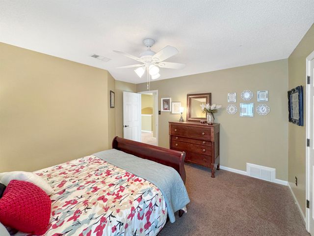 2620 SWEET OAKS CIR, Germantown, TN 38138