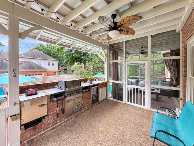 2620 SWEET OAKS CIR, Germantown, TN 38138
