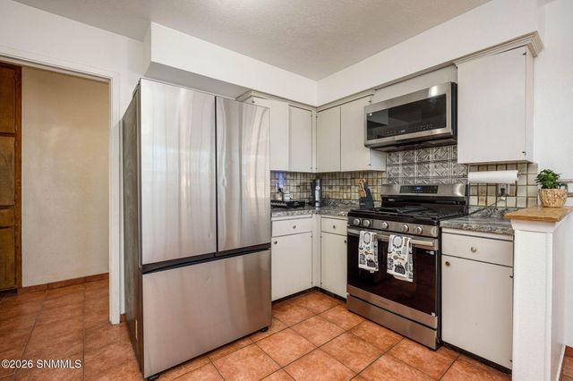 1015 Ferndale Drive, Las Cruces, NM 88005