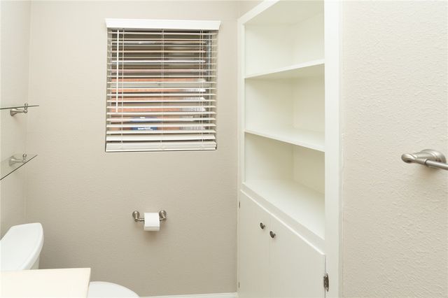 4213 Dolphin Pl, Corpus Christi, TX 78411