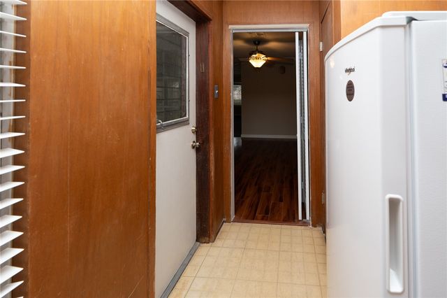 4213 Dolphin Pl, Corpus Christi, TX 78411