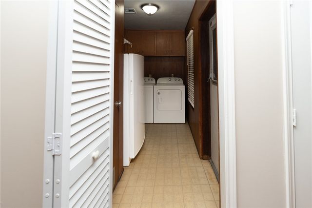 4213 Dolphin Pl, Corpus Christi, TX 78411