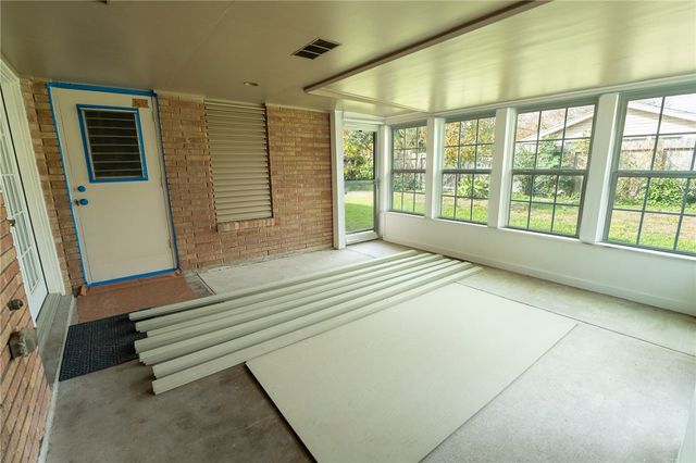 4213 Dolphin Pl, Corpus Christi, TX 78411