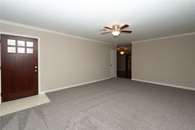 4213 Dolphin Pl, Corpus Christi, TX 78411