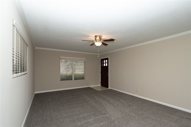 4213 Dolphin Pl, Corpus Christi, TX 78411