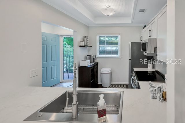 2 Wimbledon Ct Apt 209, Hilton Head Island, SC 29928