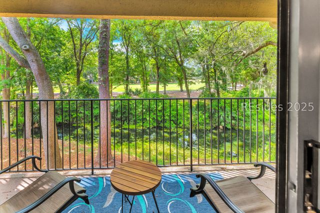 2 Wimbledon Ct Apt 209, Hilton Head Island, SC 29928