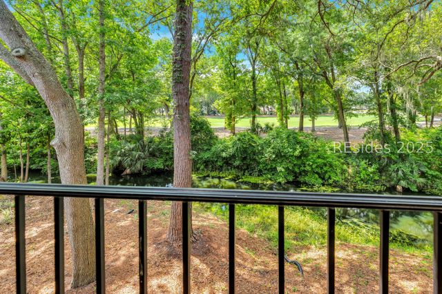 2 Wimbledon Ct Apt 209, Hilton Head Island, SC 29928