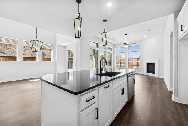 2903 Long Trail, Mansfield, TX 76063