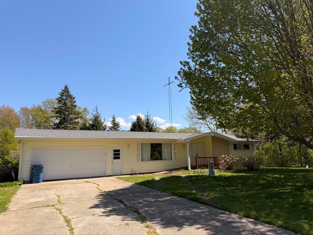4003 Evergreen Lane, Benton Harbor, MI 49022