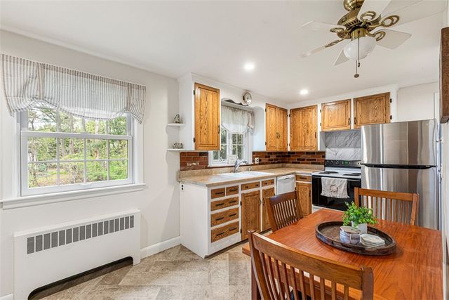 48 Barker Street, Warwick, RI 02888