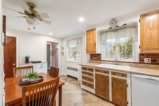 48 Barker Street, Warwick, RI 02888