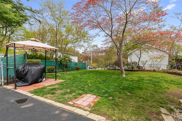 48 Barker Street, Warwick, RI 02888