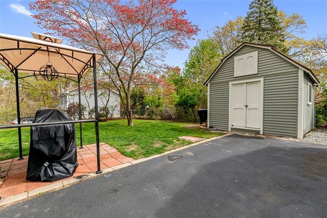 48 Barker Street, Warwick, RI 02888