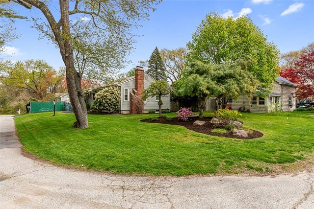48 Barker Street, Warwick, RI 02888