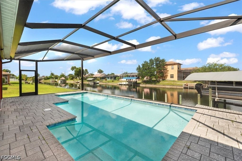 26 NE 13th AVE, Cape Coral, FL 33909