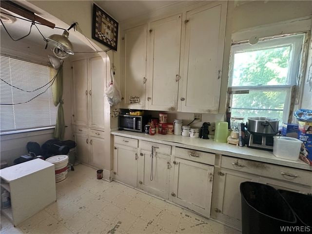 1634 Linwood Avenue, Niagara Falls, NY 14305