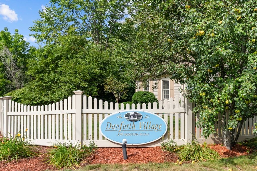 396 Boston Rd 302, Billerica, MA 01821