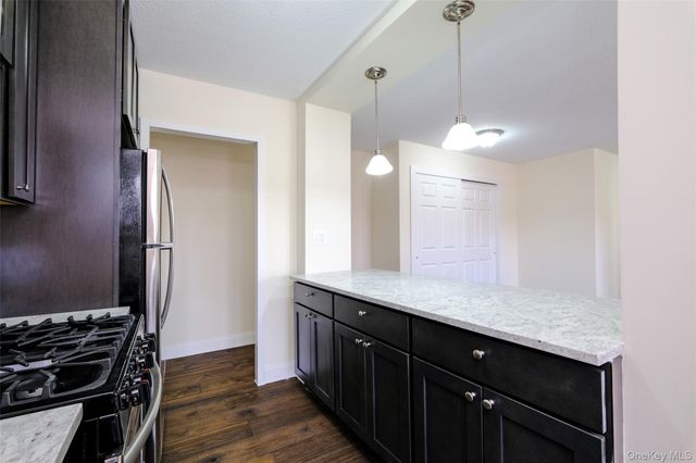 2550 Olinville Avenue 6K, Bronx, NY 10467