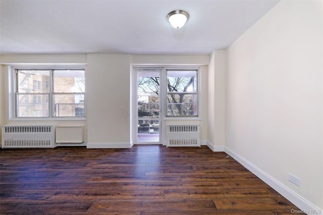 2550 Olinville Avenue 6K, Bronx, NY 10467