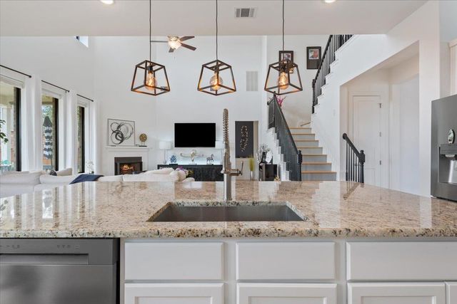 1106 Silent Oaks DR, Georgetown, TX 78628