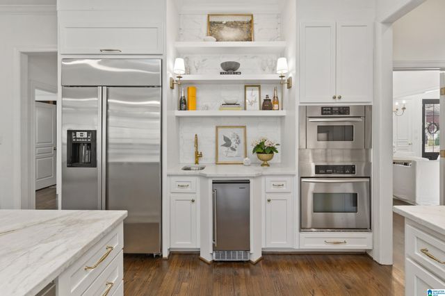 2301 LONGLEAF WAY, Vestavia Hills, AL 35243